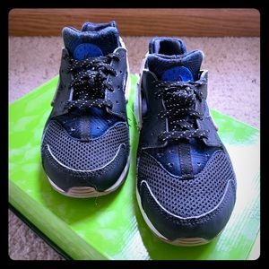 Nike Huarache (Youth)